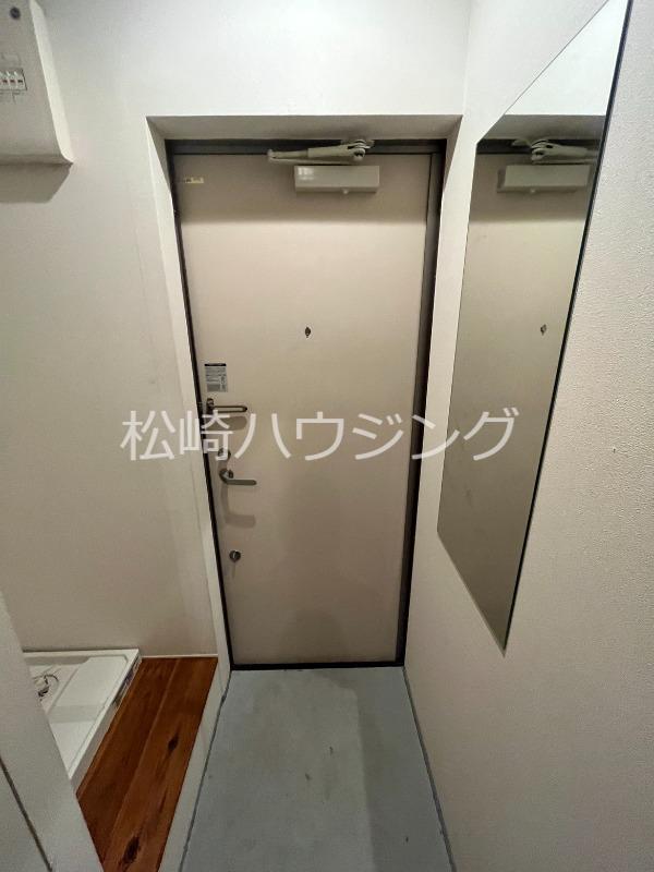 SMI RE STAY TOKYO　A1階 玄関