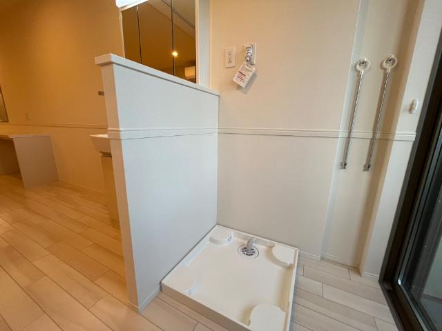 a l’aise （ア　レーズ）102号室 洗濯機置場