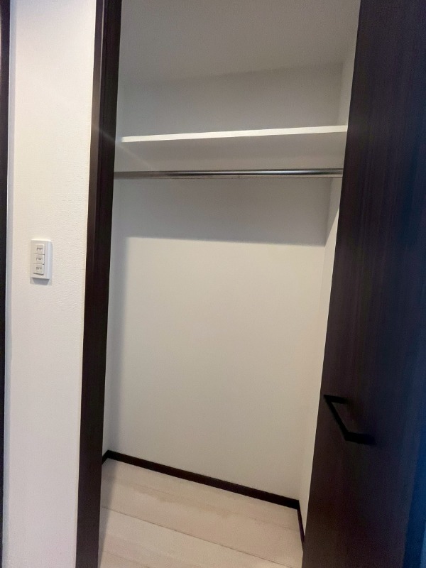 ジェノヴィア西川口Ⅲ11階 収納