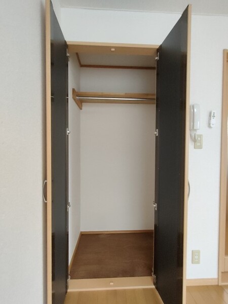 エスポワール弐番館1階 同建物別部屋の参考画像