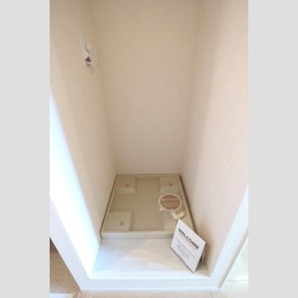 エヴァー303号室 室内洗濯機置場