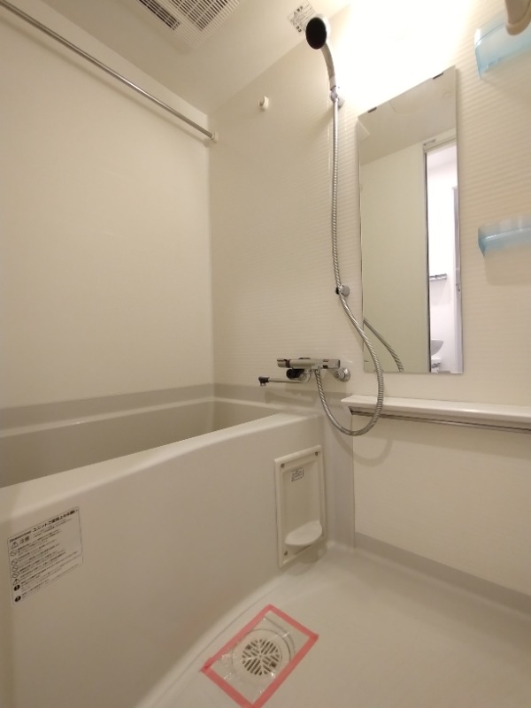 クレイシア西横浜8階 お風呂