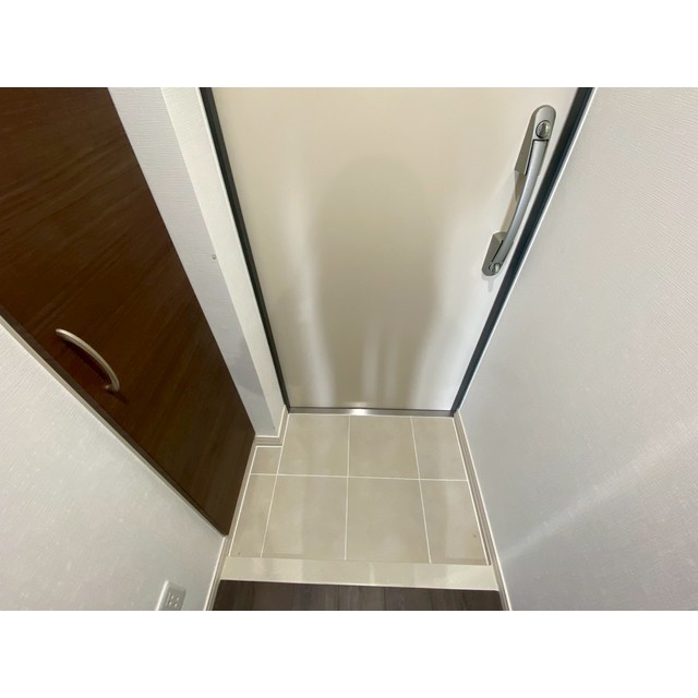 プレール・ドゥーク西新井Ⅱ 玄関