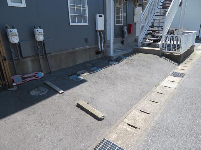 アプローズ１ 駐車場