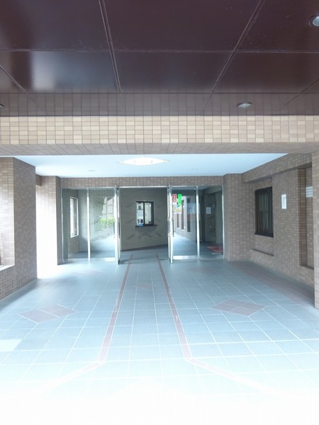 朝日パリオ鐘ケ淵 エントランス