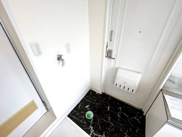 元本郷レジデンス 玄関