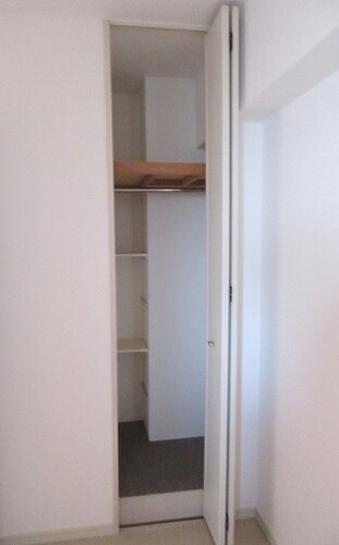 ライオンズプラザ梅島 洋室約4.3畳　クロゼット