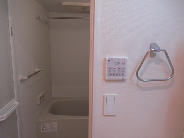 Floral Court 浴室乾燥機能付き