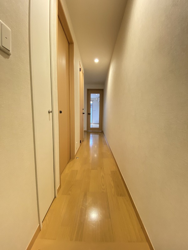 レジデンス新田 エントランス