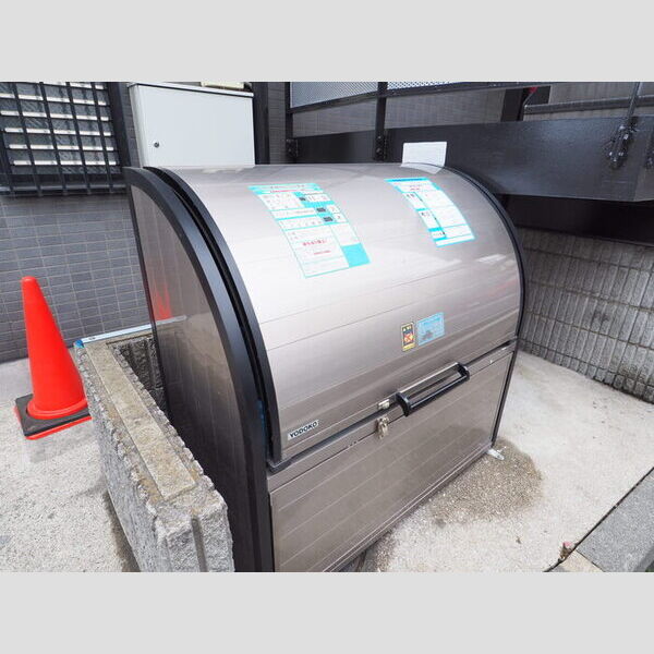 第一富来ハイツ303号室 敷地内ごみ置き場