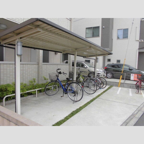 ベルレージュ エム 駐輪場