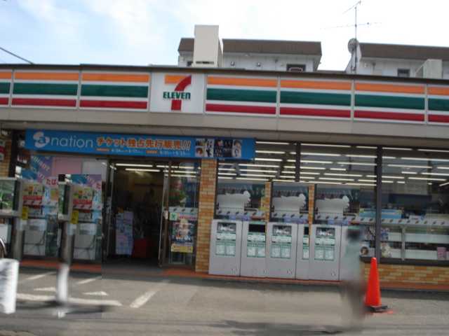 シンフォニー（Symphony) セブンイレブン立川幸町3丁目店まで1,137ｍ