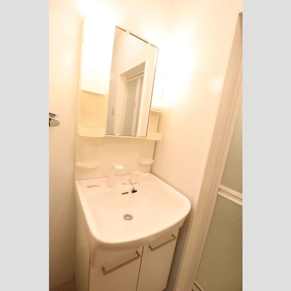 カナデ 洗髪洗面化粧台