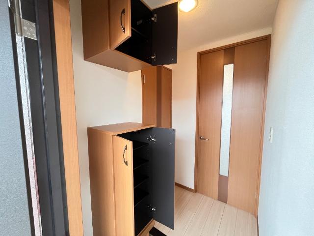 サザンクロスＢ102号室 玄関（イメージ）