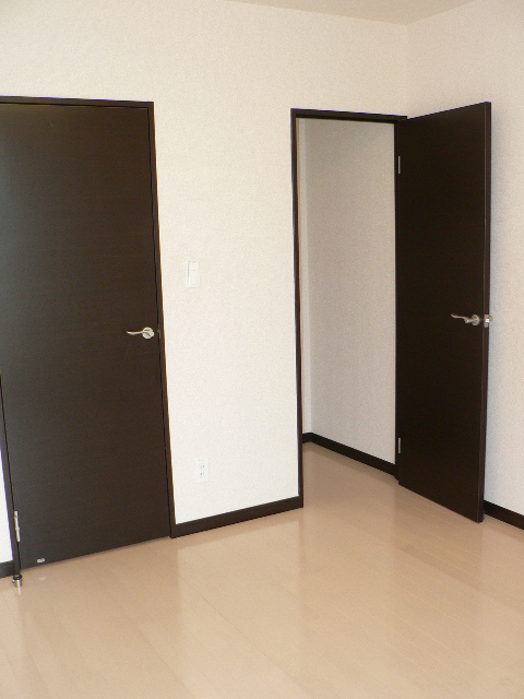 レオネクスト下久保102号室 リビング