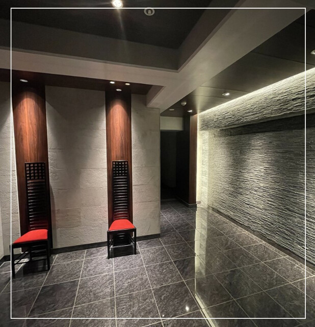 CLASS YOTSUYA3階 エントランス