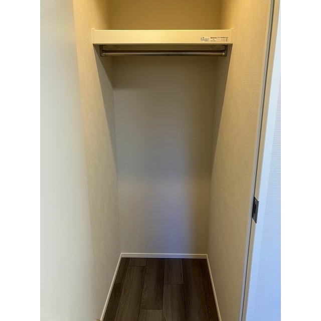 Ｌａ　Ｐｅｒｌａ　ＪｉｙｕｇａｏｋａⅡ101号室 洋室3.6帖WIC　2026年1月撮影