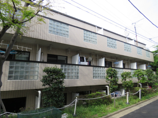 クレッセント三軒茶屋 外観