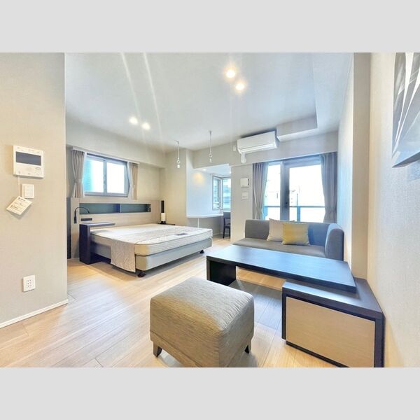 ロイジェントパークス四ツ谷802号室 洋室