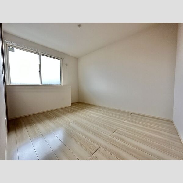 コンフォルト302号室 北側洋室