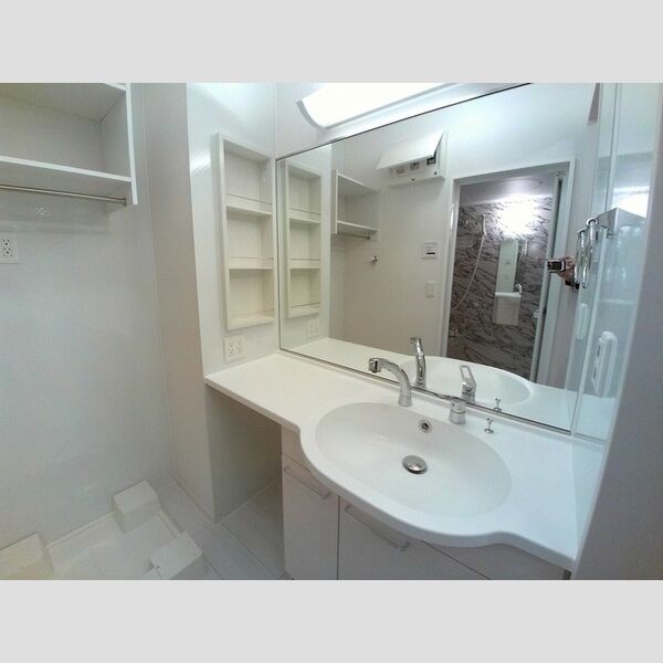 ハイム羽沢十番館103号室 洗髪洗面化粧台