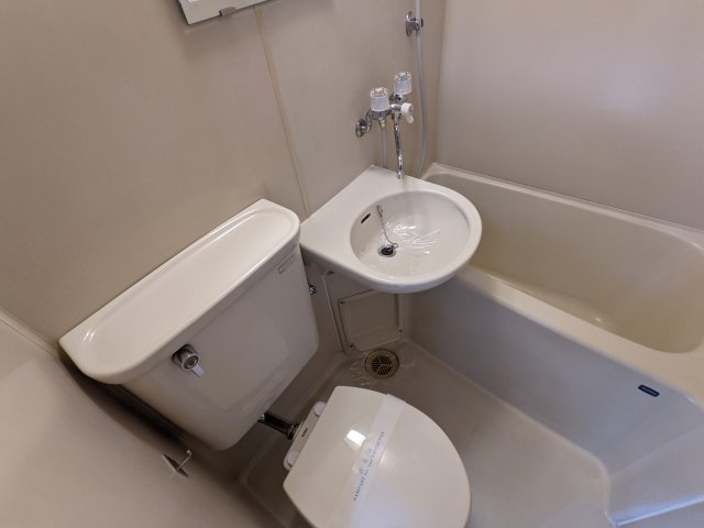 ファインズビル荻窪201号室 トイレ