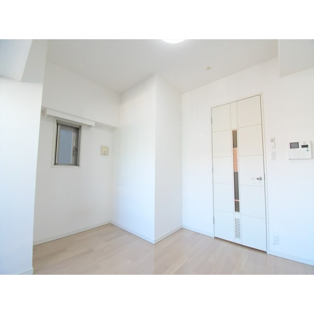 アジールコート中野坂上0601号室 内観