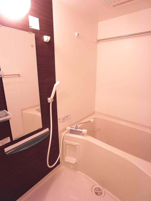 リブリ・GLANZ4階 お風呂