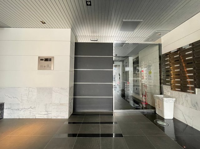 グラントゥルース板橋本町503号室 エントランス