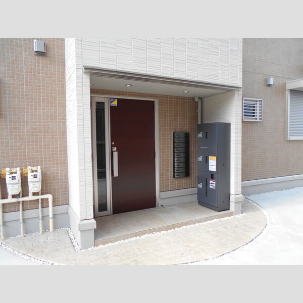 ロイジェントパークス草加手代　B エントランス