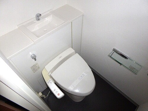 ライオンズ四谷タワーゲート4階 トイレ　※2022年7月撮影