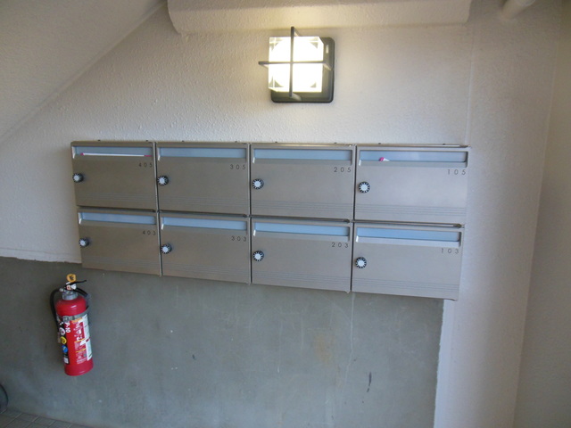 グランバニア0302号室 集合ポスト