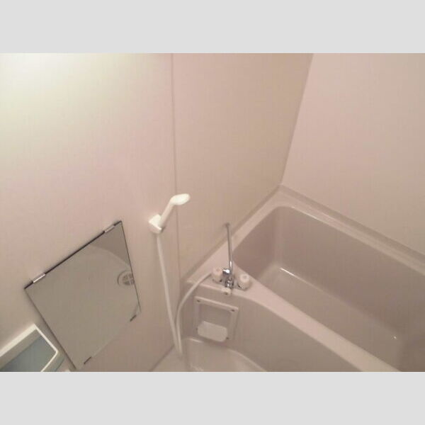 Sakura Building 浴室