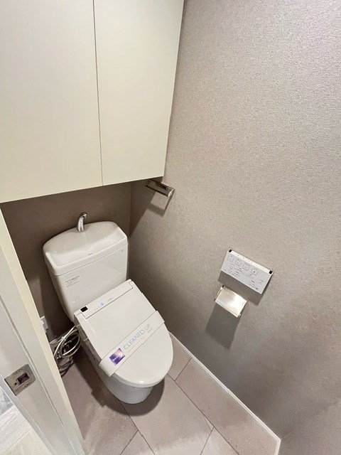 レジディア新宿イーストⅡ10階 トイレ