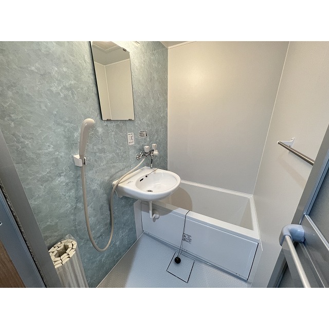 ブラウンコーポ バストイレ別