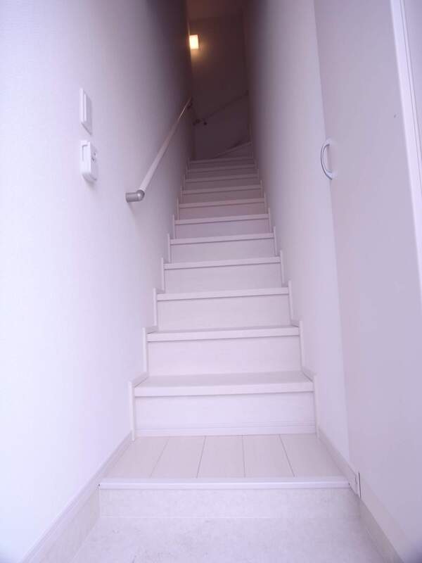 リブリ・四つ木シュトラーセ 玄関