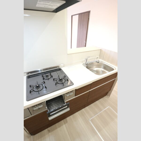 プラヴール103号室 システムキッチン