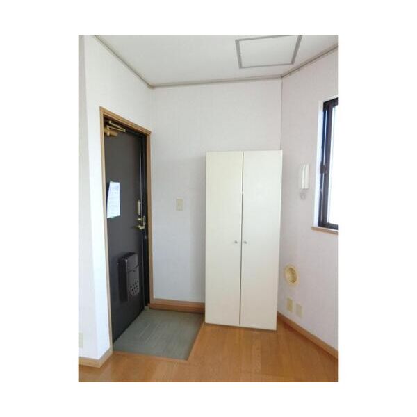 シティハウス東久留米 玄関