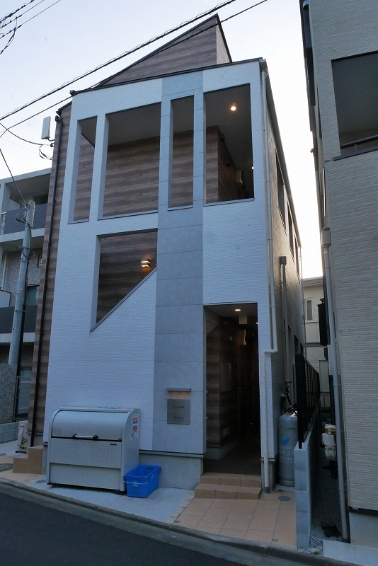 ティアラ新川崎の外観画像