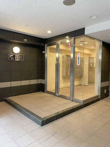 スカイコート池袋東口 エントランス