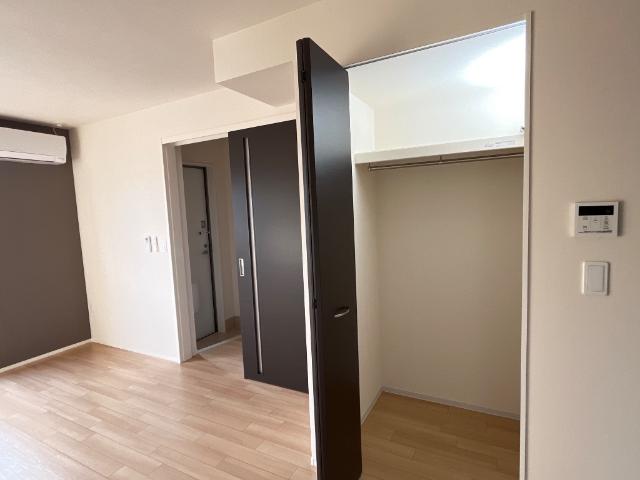 （仮称）小田原市飯泉アパート新築工事102号室 収納（イメージ）