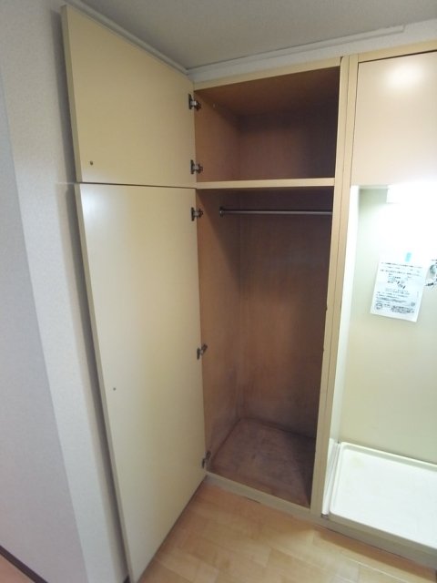 スカイコート世田谷若林 クローゼット