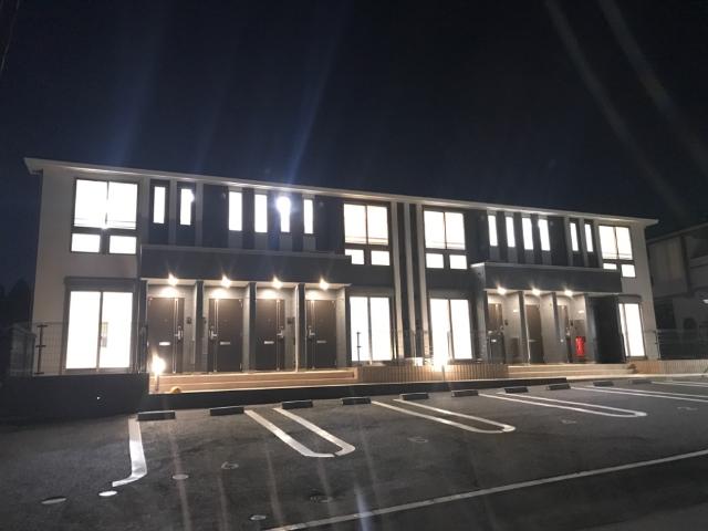 ツー・ヒル・ライブ203号室 外観写真（夜）