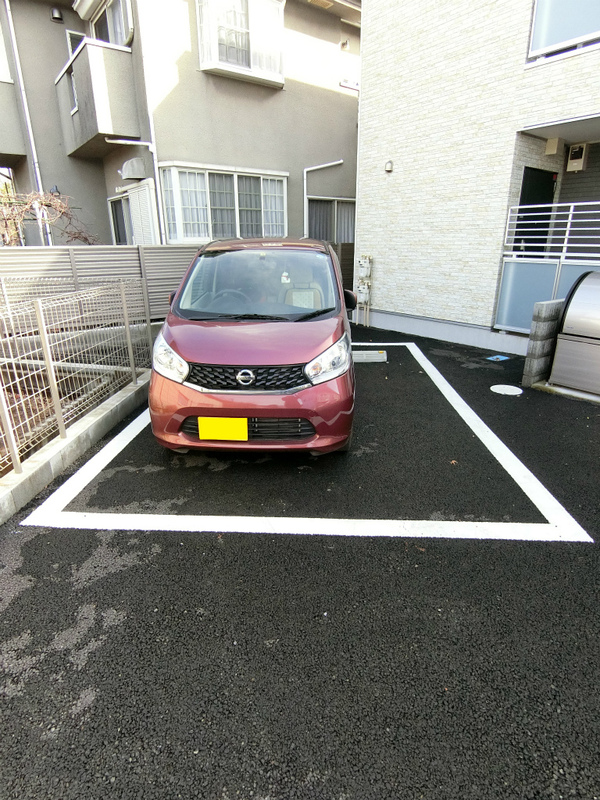 リブリ・ルピア湘南Ⅱ2階 駐車場