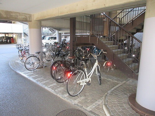 ハイホーム立川一番町3階 駐輪場