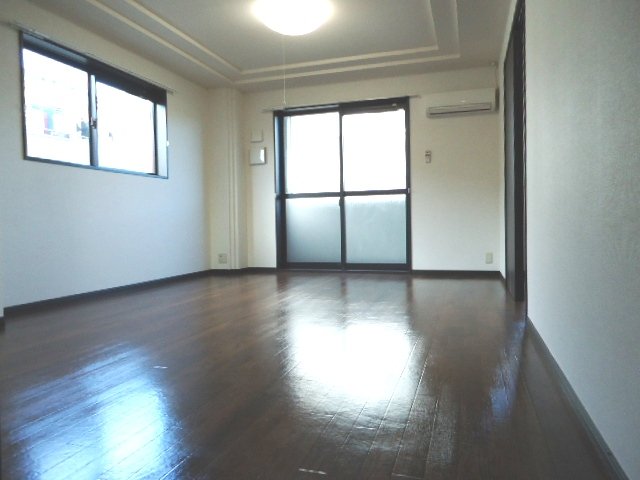 Ｂｌｕｅ－Ｒａｙ　Ｓｅｉｌａｎ リビング