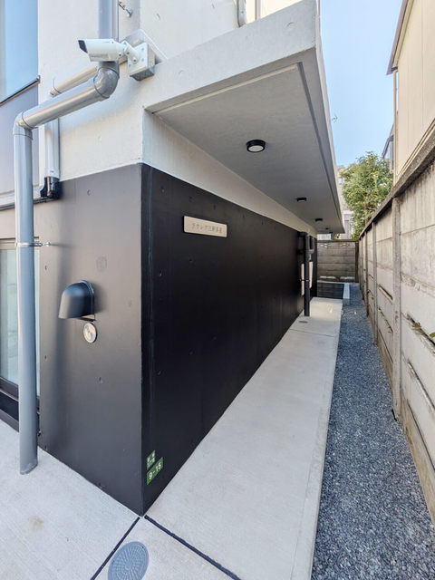 ラウレア三軒茶屋0203号室 エントランス