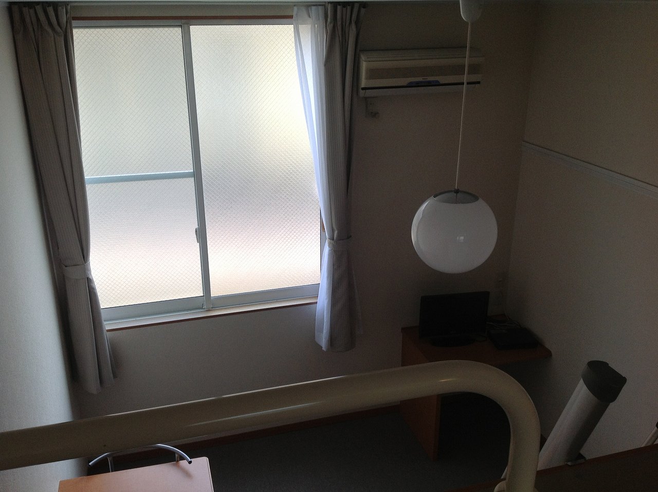 レオパレスミモザ 1階フローリング