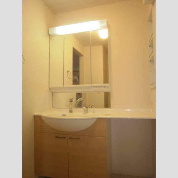 Bogor Residence 大型洗面化粧台♪