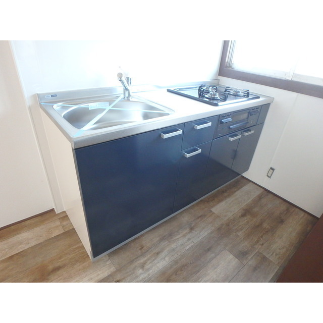 長後ハイツ16号室 内観